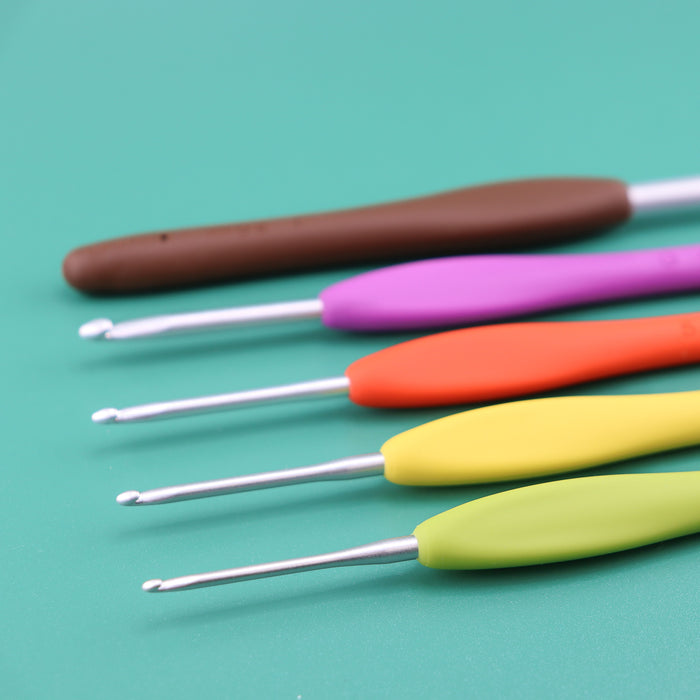 Clover Amour Crochet Hooks